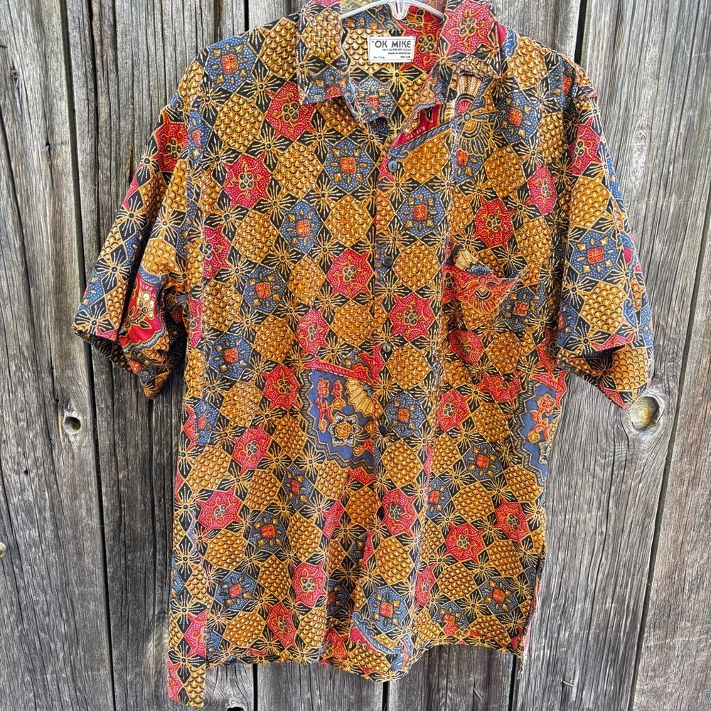 OK MIKE Patterned Beaded Shirt and Shorts Set. LA’s travel Boutique Size M
